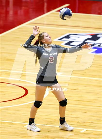 Thumbnail 3 in Fayetteville vs. Sulphur Bluff (UIL Volleyball 1A Semi-Finals) photogallery.
