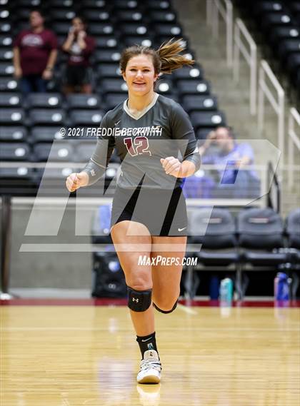 Thumbnail 2 in Fayetteville vs. Sulphur Bluff (UIL Volleyball 1A Semi-Finals) photogallery.