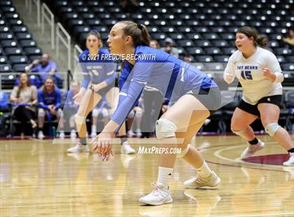 Thumbnail 1 in Fayetteville vs. Sulphur Bluff (UIL Volleyball 1A Semi-Finals) photogallery.