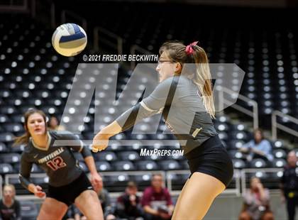 Thumbnail 3 in Fayetteville vs. Sulphur Bluff (UIL Volleyball 1A Semi-Finals) photogallery.
