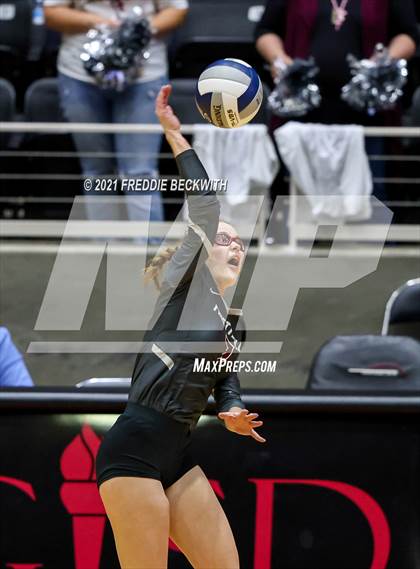 Thumbnail 2 in Fayetteville vs. Sulphur Bluff (UIL Volleyball 1A Semi-Finals) photogallery.