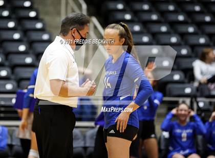 Thumbnail 3 in Fayetteville vs. Sulphur Bluff (UIL Volleyball 1A Semi-Finals) photogallery.