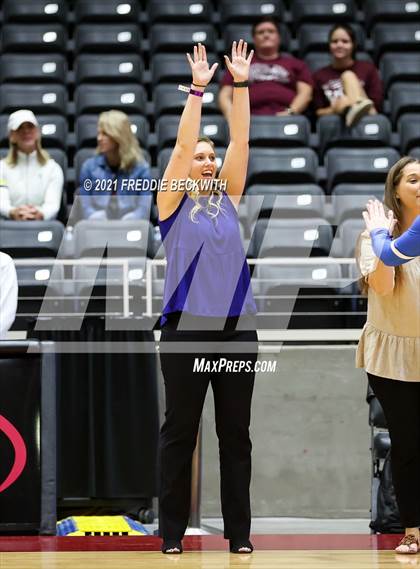 Thumbnail 2 in Fayetteville vs. Sulphur Bluff (UIL Volleyball 1A Semi-Finals) photogallery.