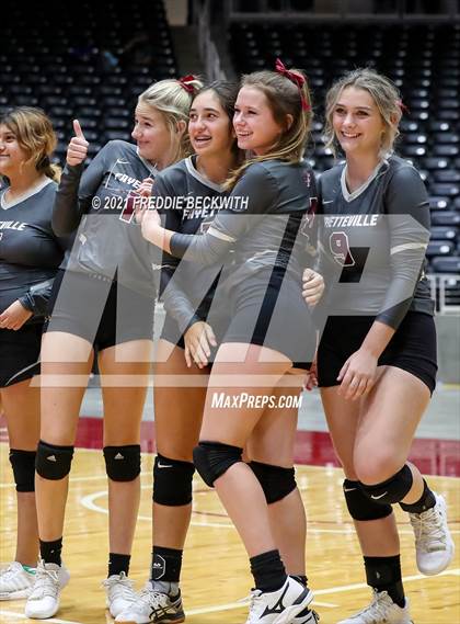 Thumbnail 1 in Fayetteville vs. Sulphur Bluff (UIL Volleyball 1A Semi-Finals) photogallery.