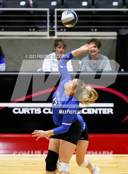Thumbnail 2 in Fayetteville vs. Sulphur Bluff (UIL Volleyball 1A Semi-Finals) photogallery.