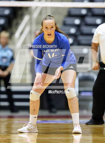 Thumbnail 2 in Fayetteville vs. Sulphur Bluff (UIL Volleyball 1A Semi-Finals) photogallery.