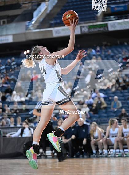 Thumbnail 3 in Arlington vs. Snohomish (WIAA 3A Round 2 State Playoff) photogallery.