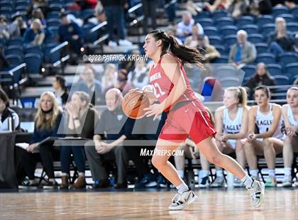 Thumbnail 1 in Arlington vs. Snohomish (WIAA 3A Round 2 State Playoff) photogallery.