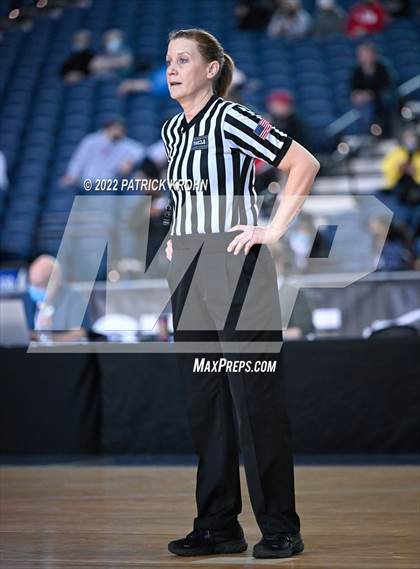 Thumbnail 2 in Arlington vs. Snohomish (WIAA 3A Round 2 State Playoff) photogallery.
