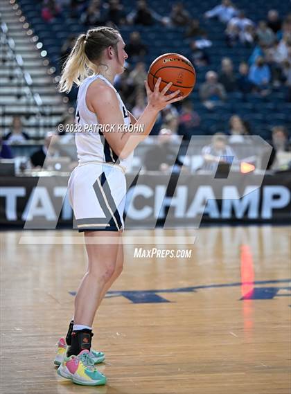 Thumbnail 2 in Arlington vs. Snohomish (WIAA 3A Round 2 State Playoff) photogallery.