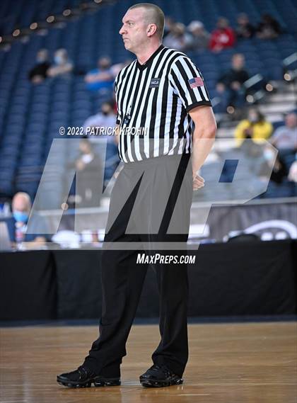 Thumbnail 3 in Arlington vs. Snohomish (WIAA 3A Round 2 State Playoff) photogallery.
