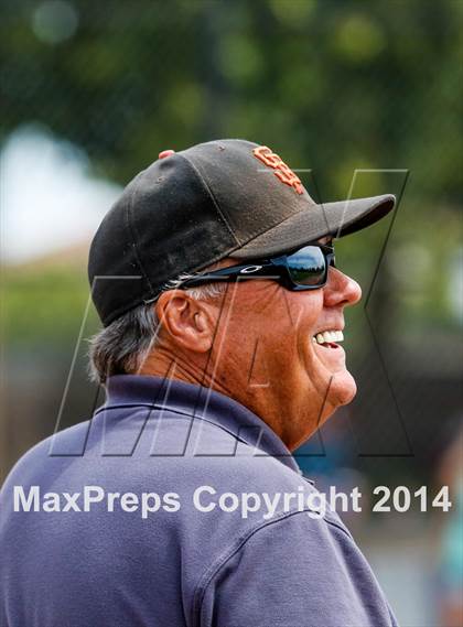 Thumbnail 2 in Calaveras vs. Hughson (CIF SJS D5 Final) photogallery.