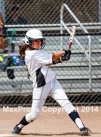 Thumbnail 3 in Calaveras vs. Hughson (CIF SJS D5 Final) photogallery.