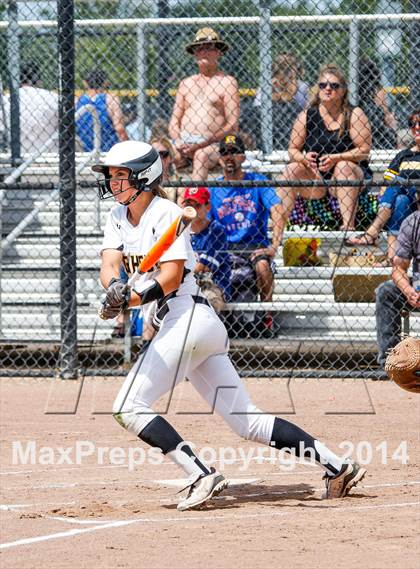 Thumbnail 2 in Calaveras vs. Hughson (CIF SJS D5 Final) photogallery.