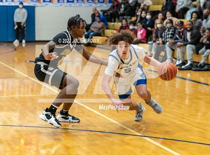 Thumbnail 1 in Indianapolis Crispus Attucks @ Indianapolis Bishop Chatard photogallery.