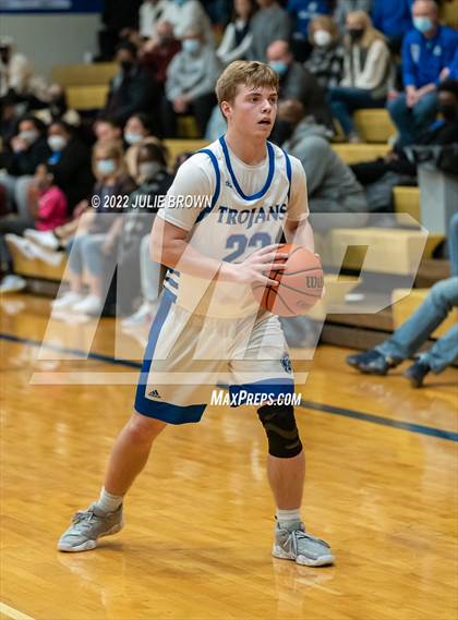 Thumbnail 3 in Indianapolis Crispus Attucks @ Indianapolis Bishop Chatard photogallery.