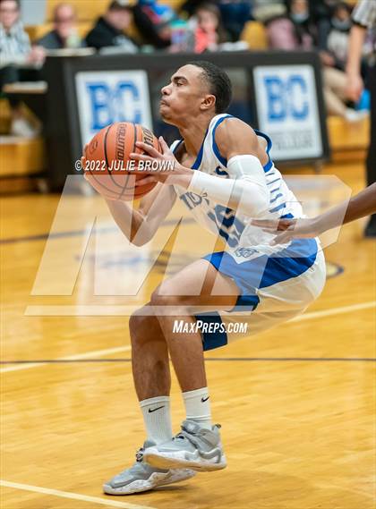 Thumbnail 2 in Indianapolis Crispus Attucks @ Indianapolis Bishop Chatard photogallery.