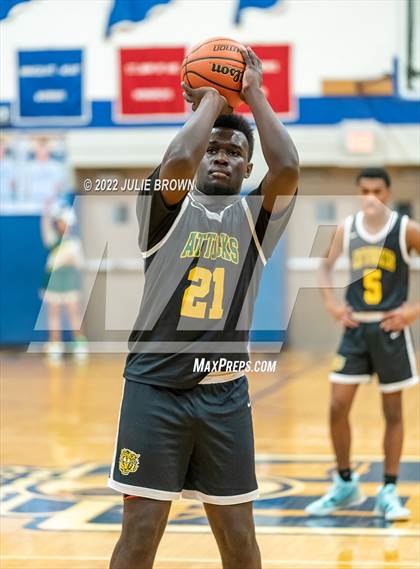 Thumbnail 3 in Indianapolis Crispus Attucks @ Indianapolis Bishop Chatard photogallery.