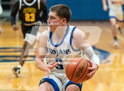 Thumbnail 3 in Indianapolis Crispus Attucks @ Indianapolis Bishop Chatard photogallery.