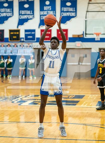 Thumbnail 1 in Indianapolis Crispus Attucks @ Indianapolis Bishop Chatard photogallery.