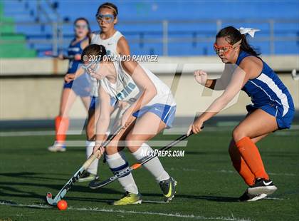 Thumbnail 3 in Clairemont @ Eastlake photogallery.