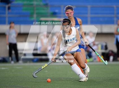 Thumbnail 1 in Clairemont @ Eastlake photogallery.
