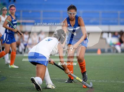 Thumbnail 3 in Clairemont @ Eastlake photogallery.