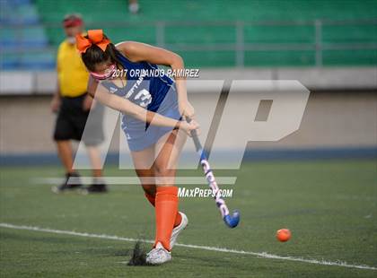 Thumbnail 2 in Clairemont @ Eastlake photogallery.