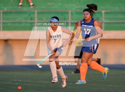 Thumbnail 2 in Clairemont @ Eastlake photogallery.
