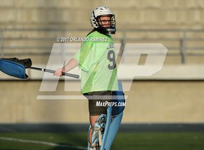 Thumbnail 1 in Clairemont @ Eastlake photogallery.
