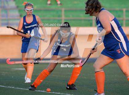 Thumbnail 1 in Clairemont @ Eastlake photogallery.