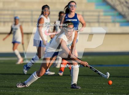 Thumbnail 3 in Clairemont @ Eastlake photogallery.