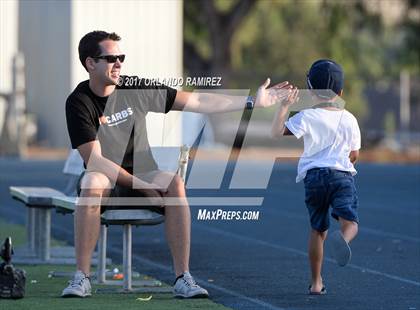 Thumbnail 1 in Clairemont @ Eastlake photogallery.