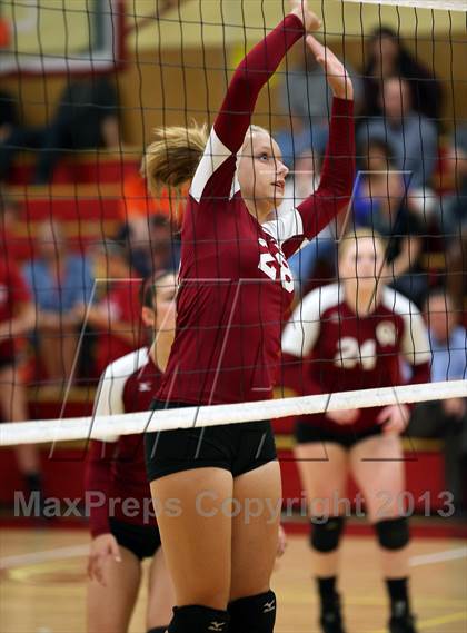 Thumbnail 2 in Cardinal Newman vs Healdsburg  photogallery.