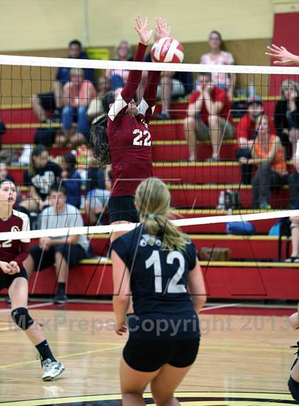Thumbnail 3 in Cardinal Newman vs Healdsburg  photogallery.