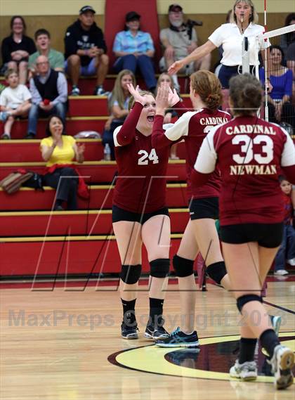Thumbnail 2 in Cardinal Newman vs Healdsburg  photogallery.