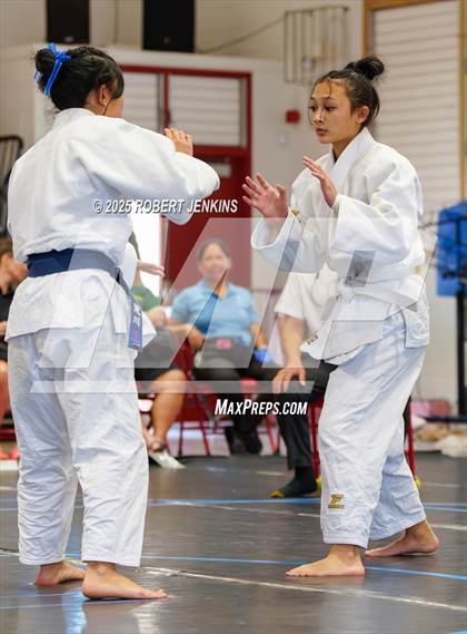 Thumbnail 1 in Eastern Division Tournament @ Kalani photogallery.