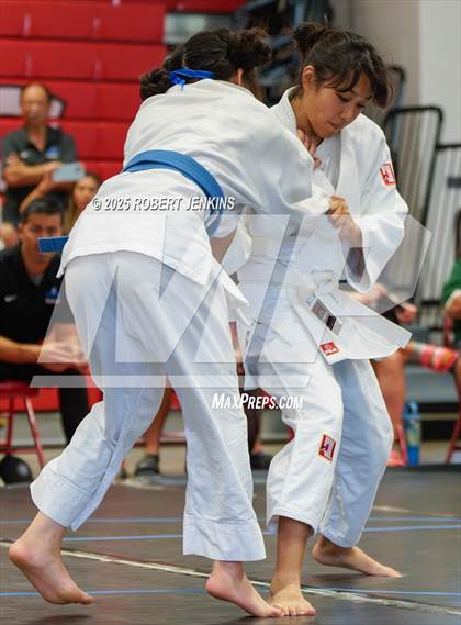 Thumbnail 1 in Eastern Division Tournament @ Kalani photogallery.