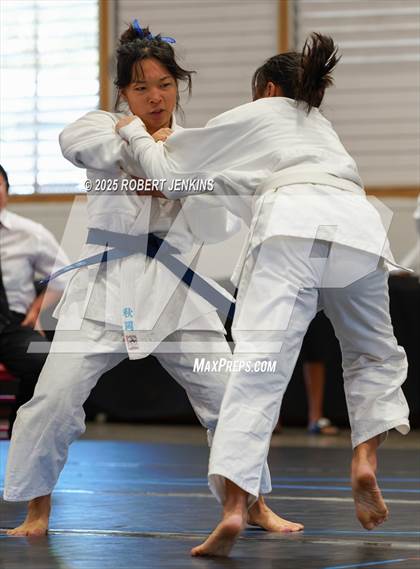 Thumbnail 1 in Eastern Division Tournament @ Kalani photogallery.