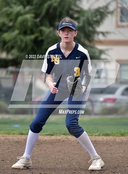 Thumbnail 1 in Nevada Union vs. Red Bluff (Pleasant Valley Tournament) photogallery.