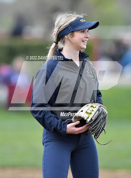 Thumbnail 2 in Nevada Union vs. Red Bluff (Pleasant Valley Tournament) photogallery.