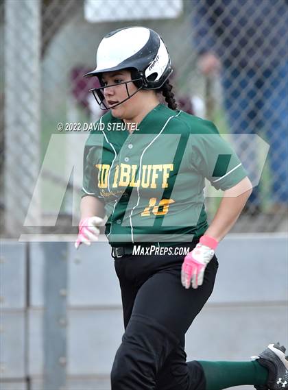 Thumbnail 1 in Nevada Union vs. Red Bluff (Pleasant Valley Tournament) photogallery.