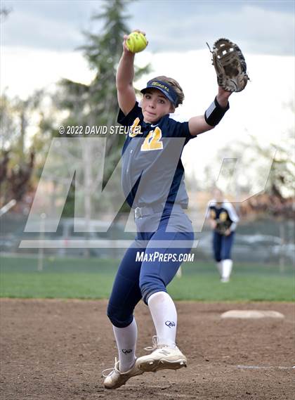 Thumbnail 2 in Nevada Union vs. Red Bluff (Pleasant Valley Tournament) photogallery.