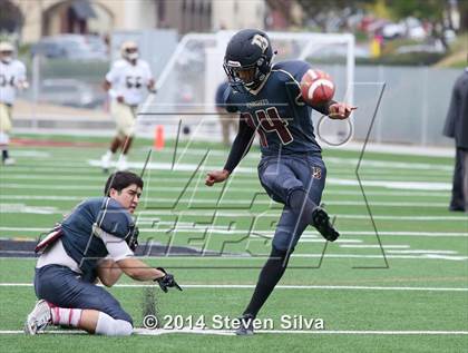 Thumbnail 1 in Bishop's vs. Mater Dei Catholic (CIF SDS D4 Final) photogallery.