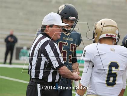 Thumbnail 1 in Bishop's vs. Mater Dei Catholic (CIF SDS D4 Final) photogallery.