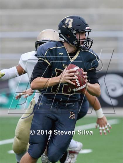 Thumbnail 3 in Bishop's vs. Mater Dei Catholic (CIF SDS D4 Final) photogallery.