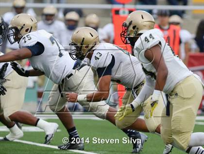 Thumbnail 1 in Bishop's vs. Mater Dei Catholic (CIF SDS D4 Final) photogallery.