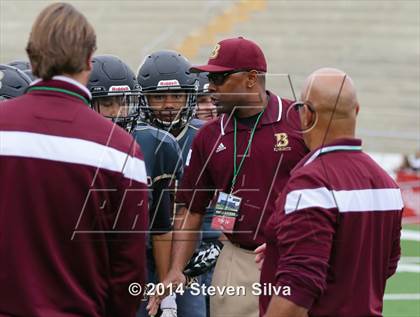 Thumbnail 3 in Bishop's vs. Mater Dei Catholic (CIF SDS D4 Final) photogallery.