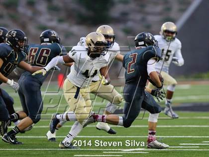 Thumbnail 3 in Bishop's vs. Mater Dei Catholic (CIF SDS D4 Final) photogallery.