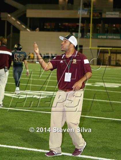 Thumbnail 3 in Bishop's vs. Mater Dei Catholic (CIF SDS D4 Final) photogallery.